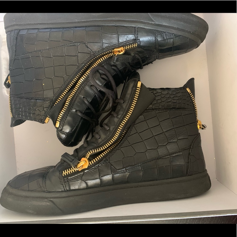 Men black giuseppe zanotti